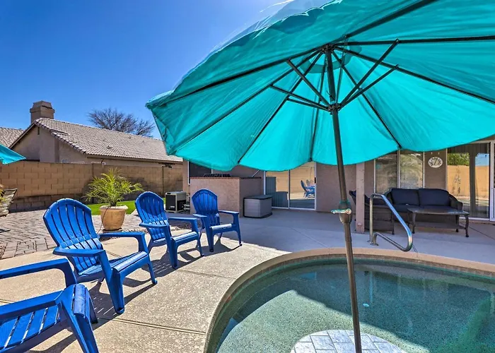Outdoor Kitchen, Heated Pool: Retreat! * Gilbert